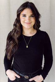 Petite Pendant Necklace Oval Cross / Romans 5:8