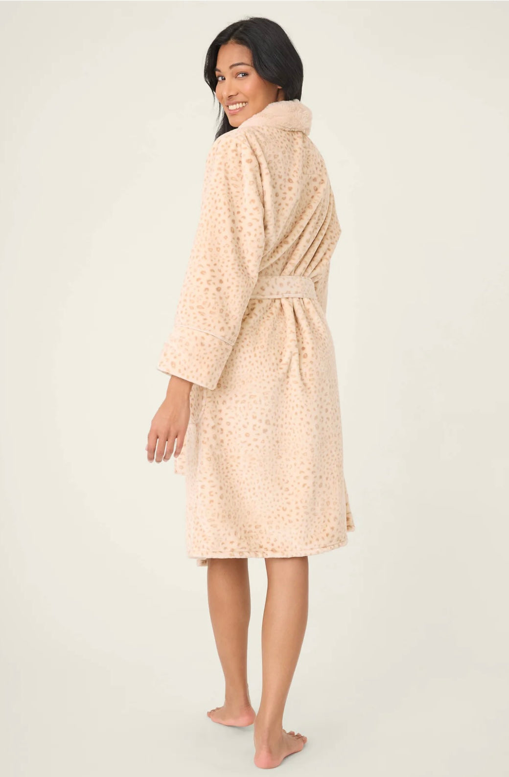 PJ Salvage Luxe Champagne Leopard Plush Robe