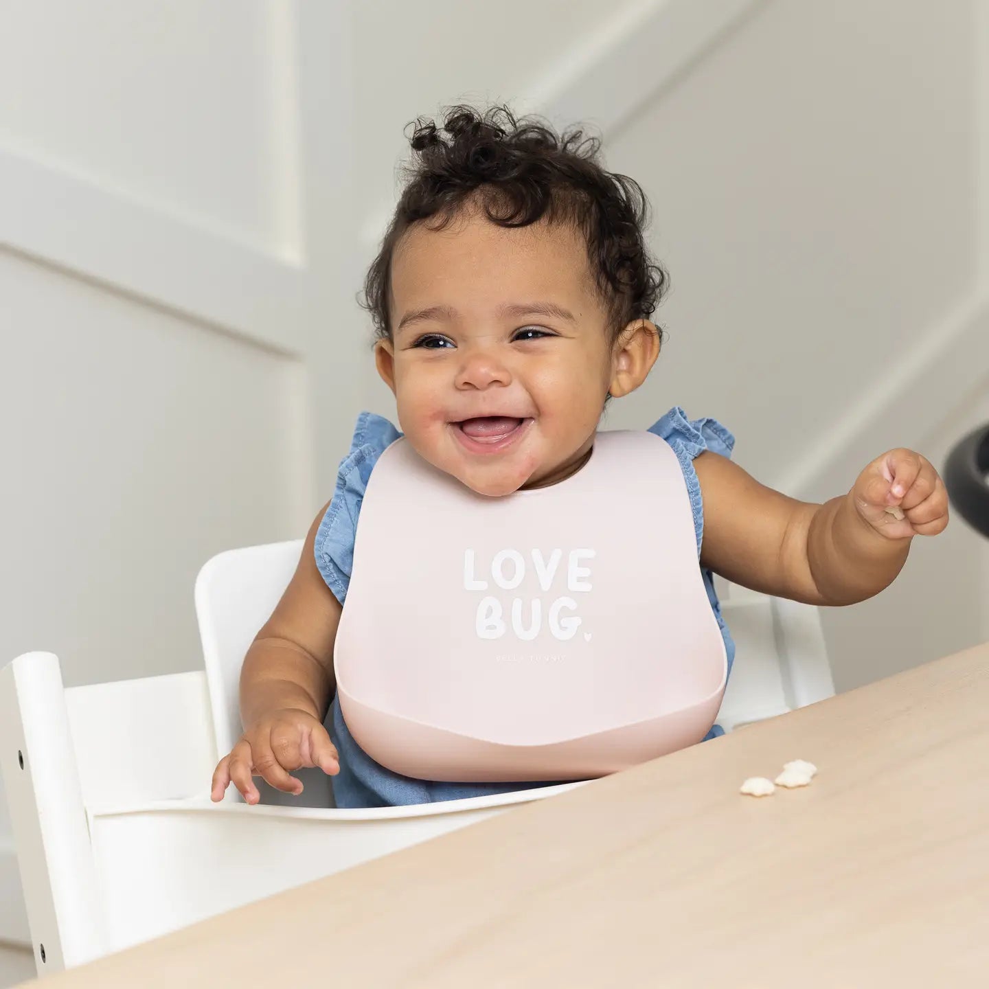 Wonder Bib: Love Bug