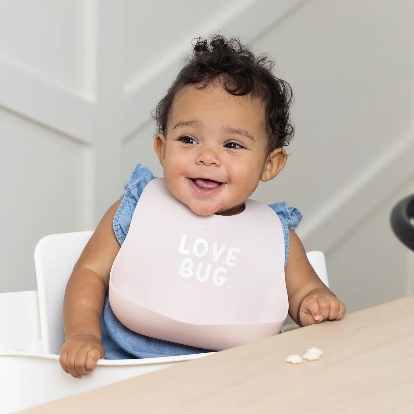 Wonder Bib: Love Bug