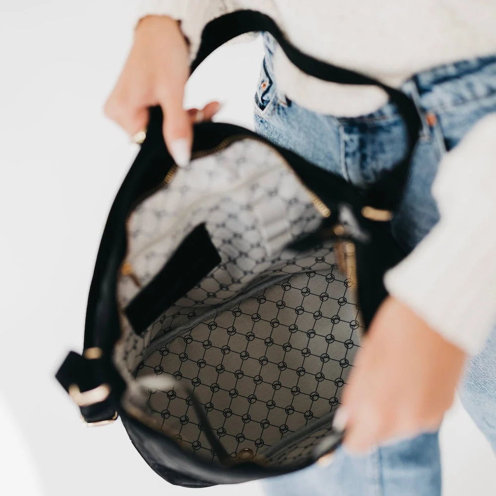 Rosemary Suede Bucket Bag / Black