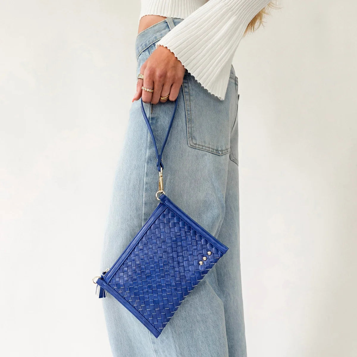 Veda Woven Crossbody & Clutch Bag / Denim Blue