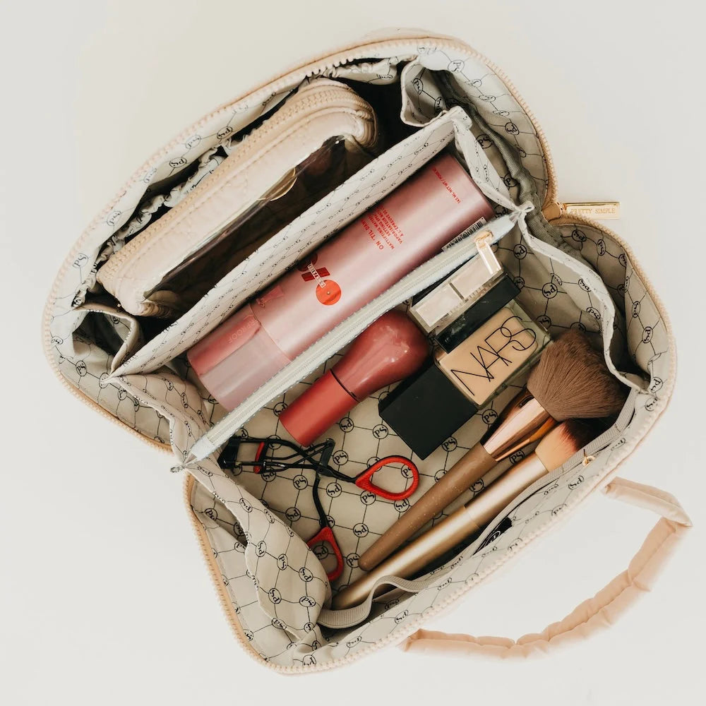 Martha Quilted Cosmetics Bag / Taupe