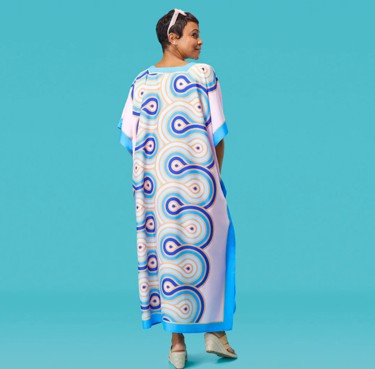 Caftan - In The Loop