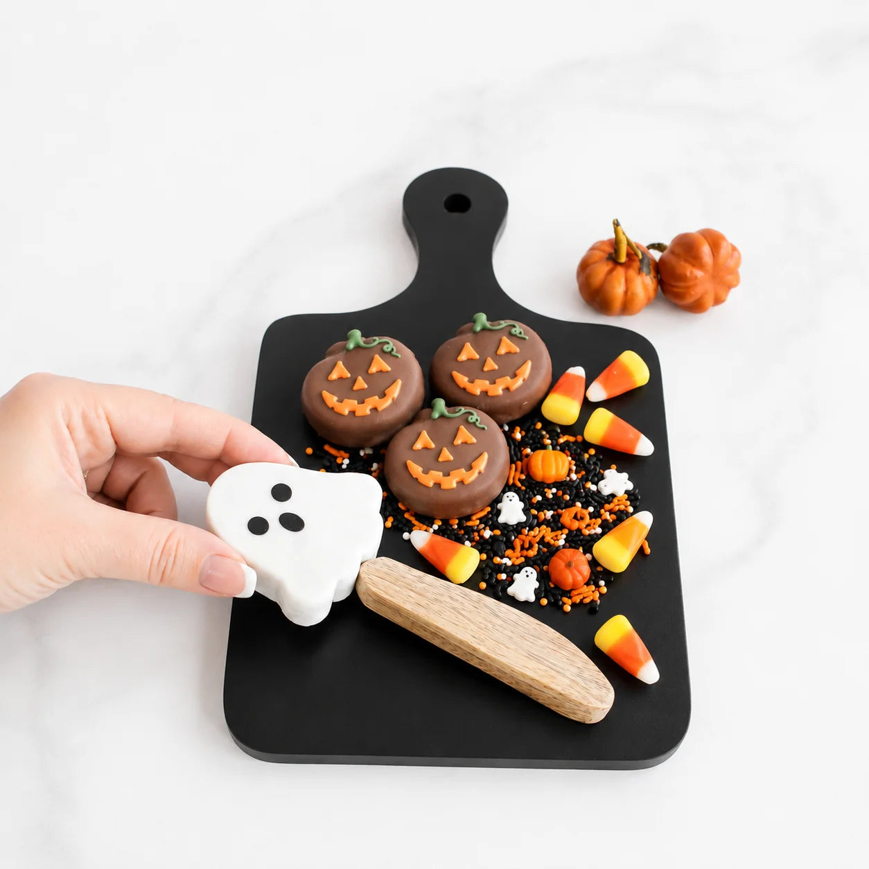 Black Paddle Board And Ghost Spreader Set