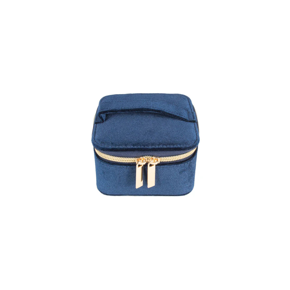 Vera Travel Jewelry Case