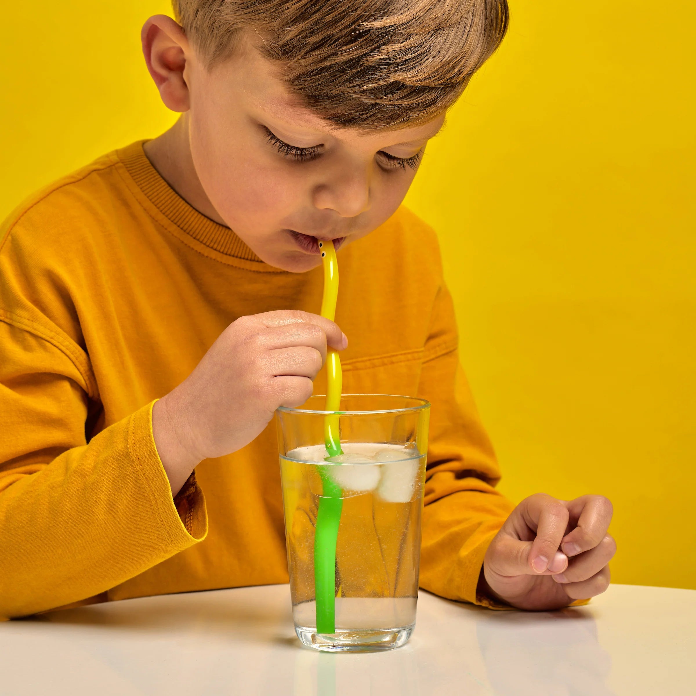Kidoki WigglyWorm Colors hang Straws