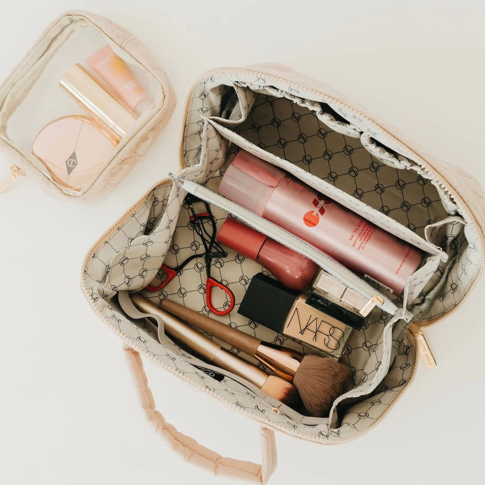Martha Quilted Cosmetics Bag / Pink