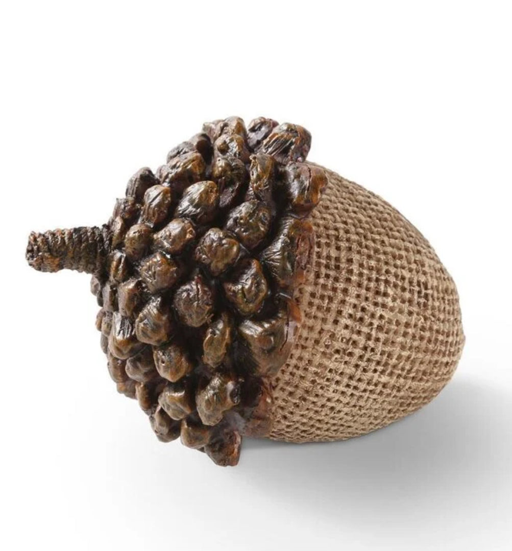 Resin Acorn W/Pinecone Top