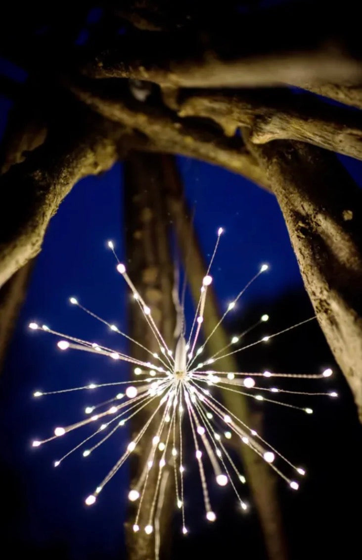 LED Hanging Starburst / Silver