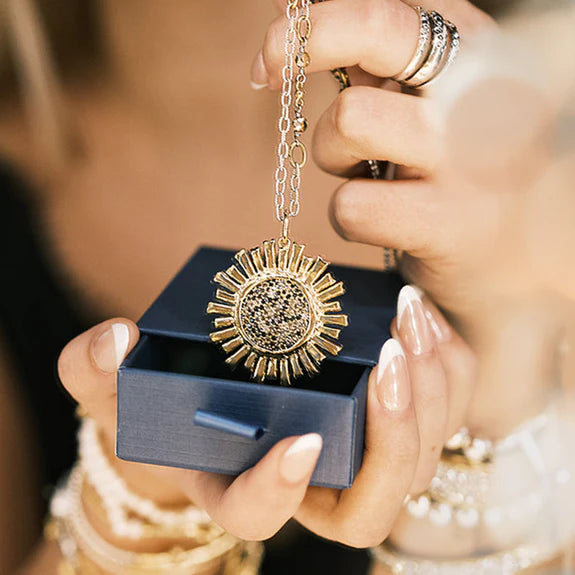 Be The Light Pendant - Extraordinary