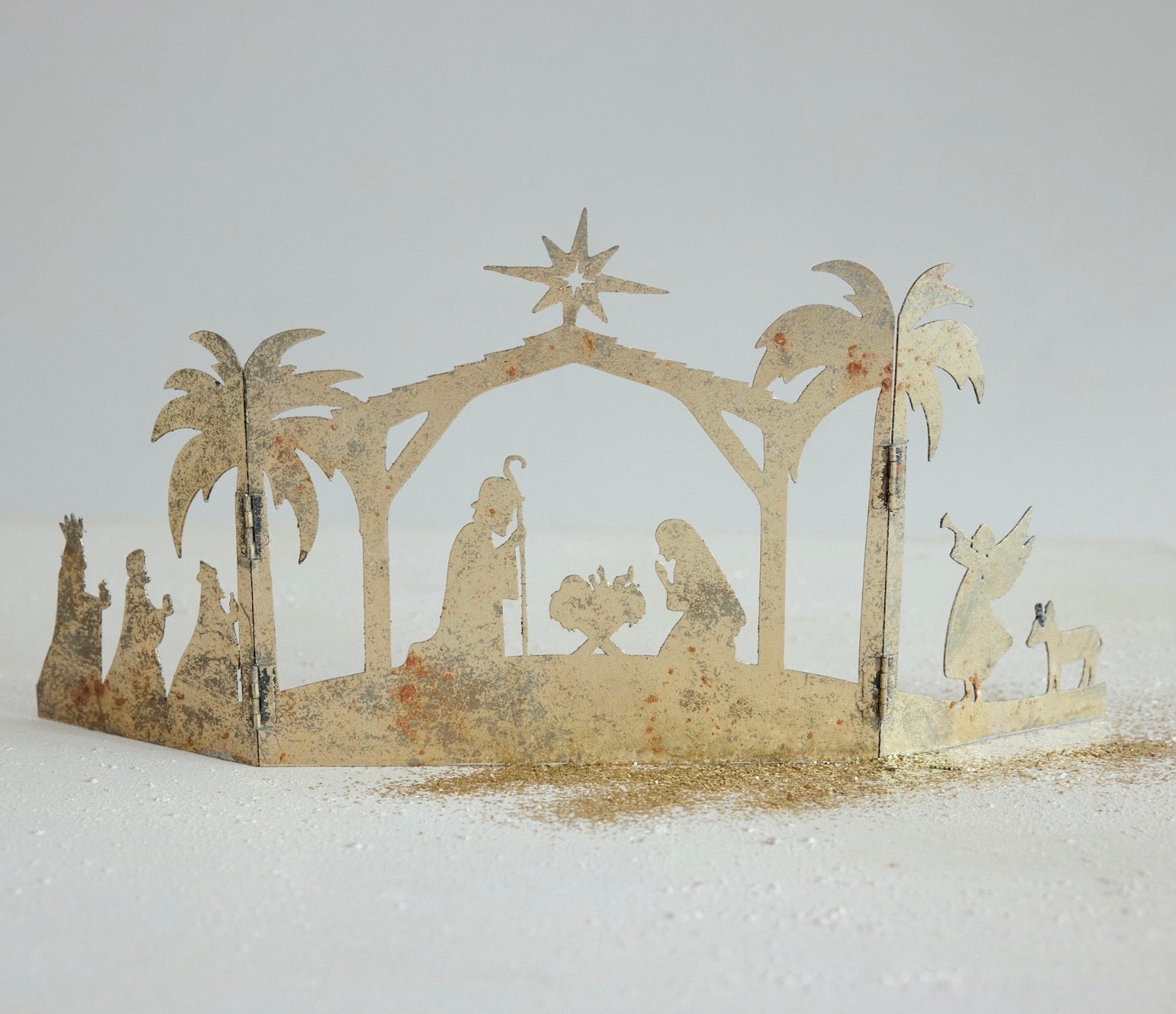 Mantle Scene with Nativity