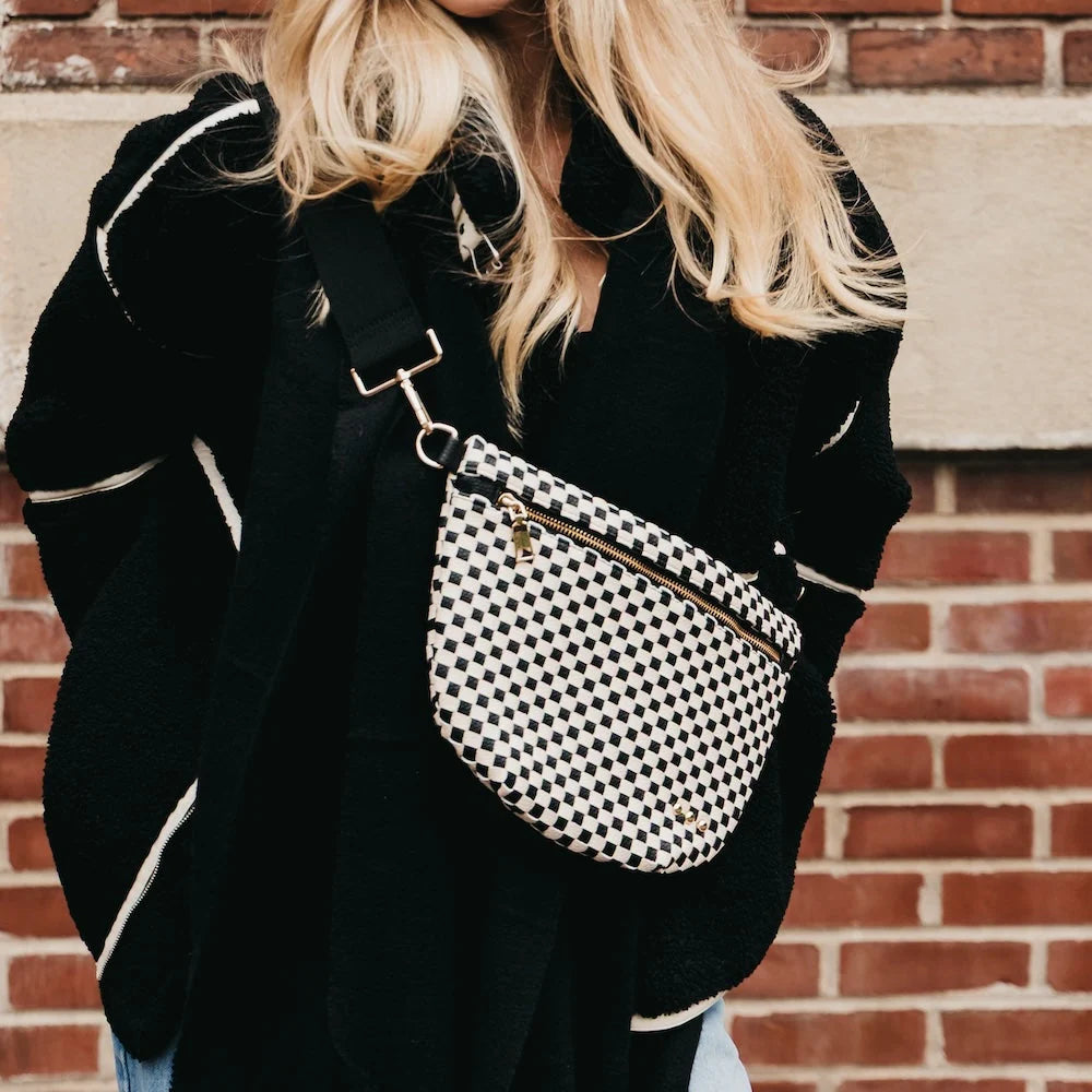 Westlyn Woven Bum Bag / Woven Checkered Black