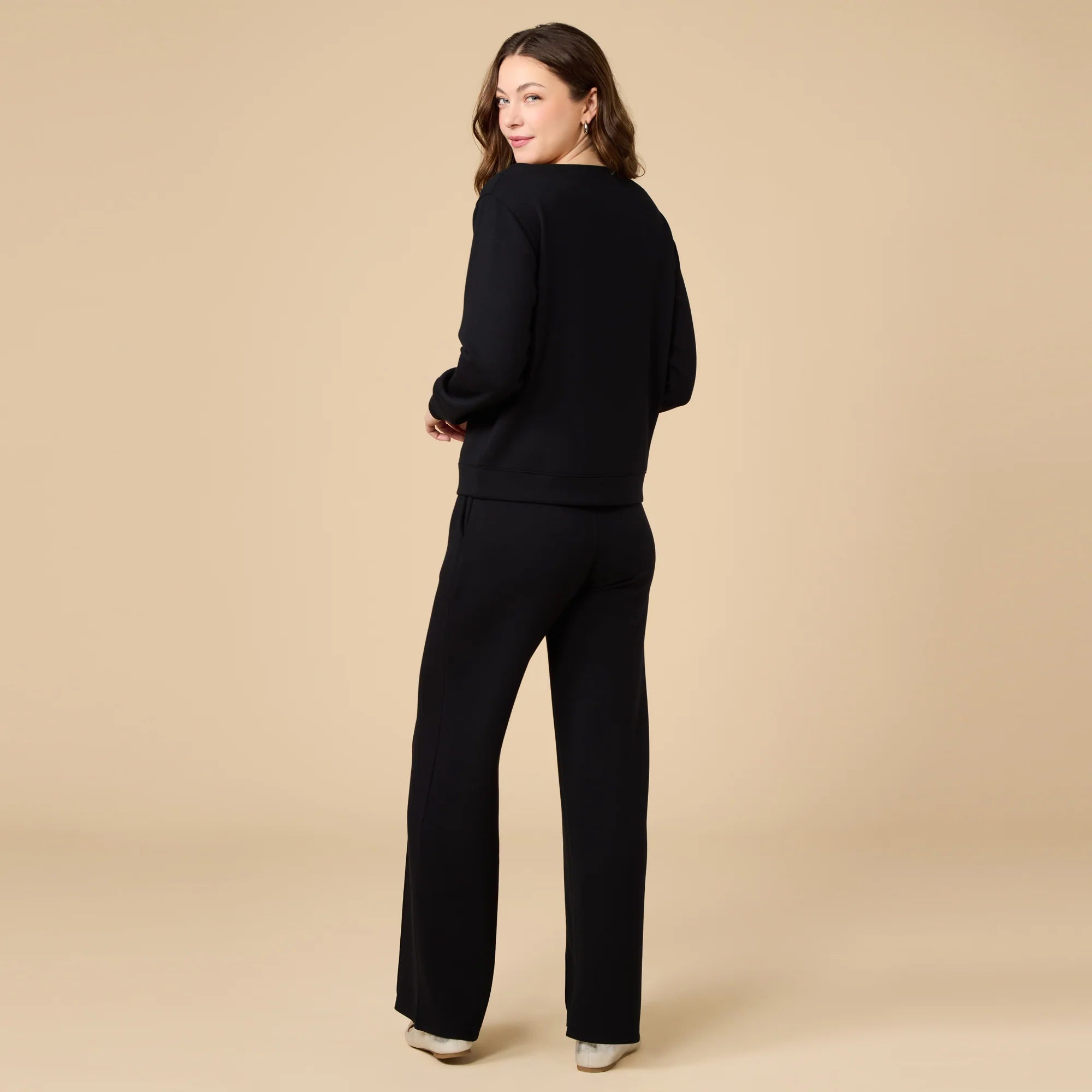 DreamTech Boat Neck with Pintuck Pant - Black