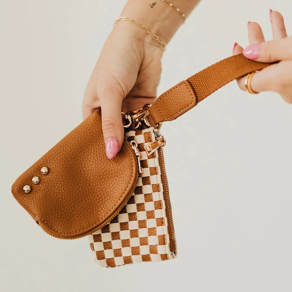 Wonderlust Woven Dual Pouch Wristlet/ Brown Checker