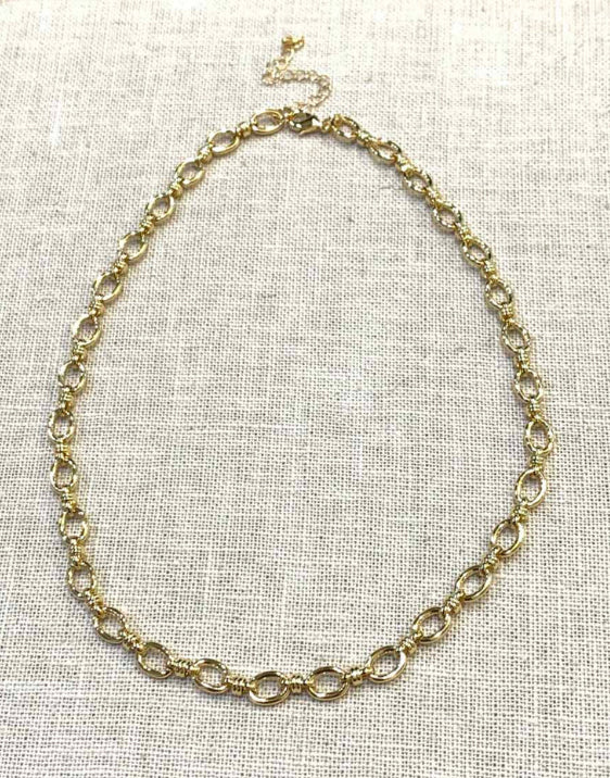 Emma Short Chain Necklace