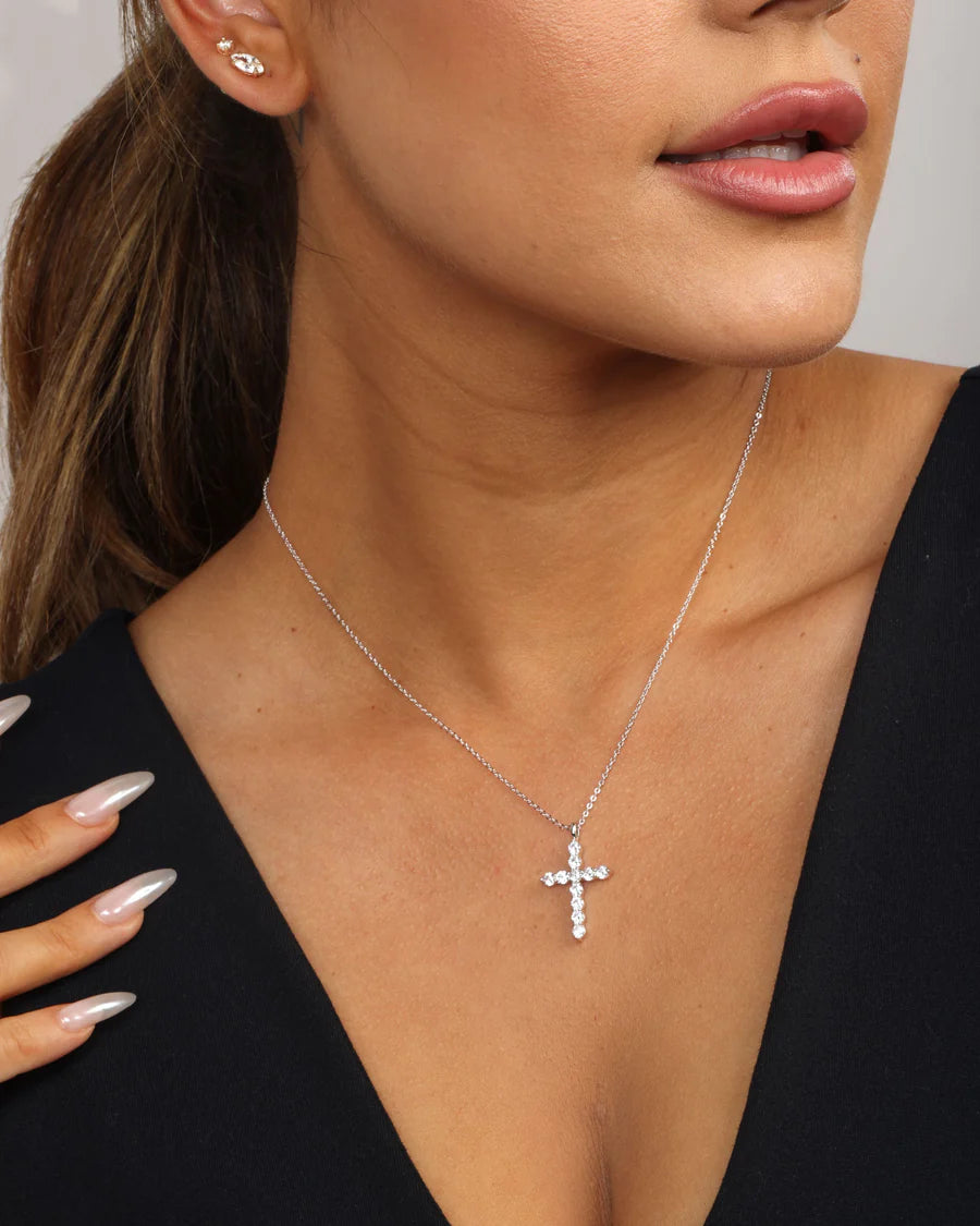 Oh She Fancy Small Cross Pendant - Silver