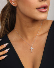 Oh She Fancy Small Cross Pendant - Silver