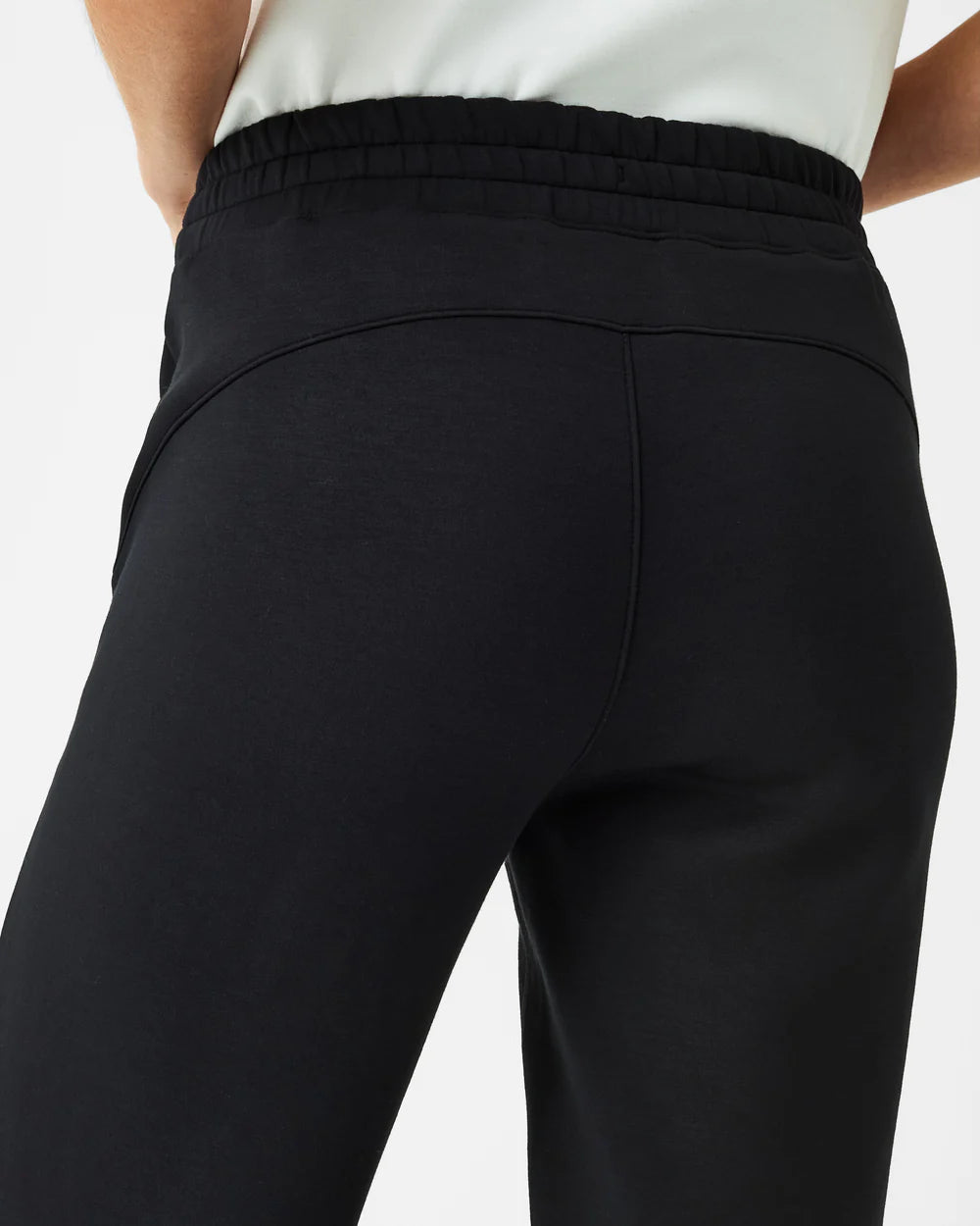 Spanx AirEssentials Tapered Pant - Black