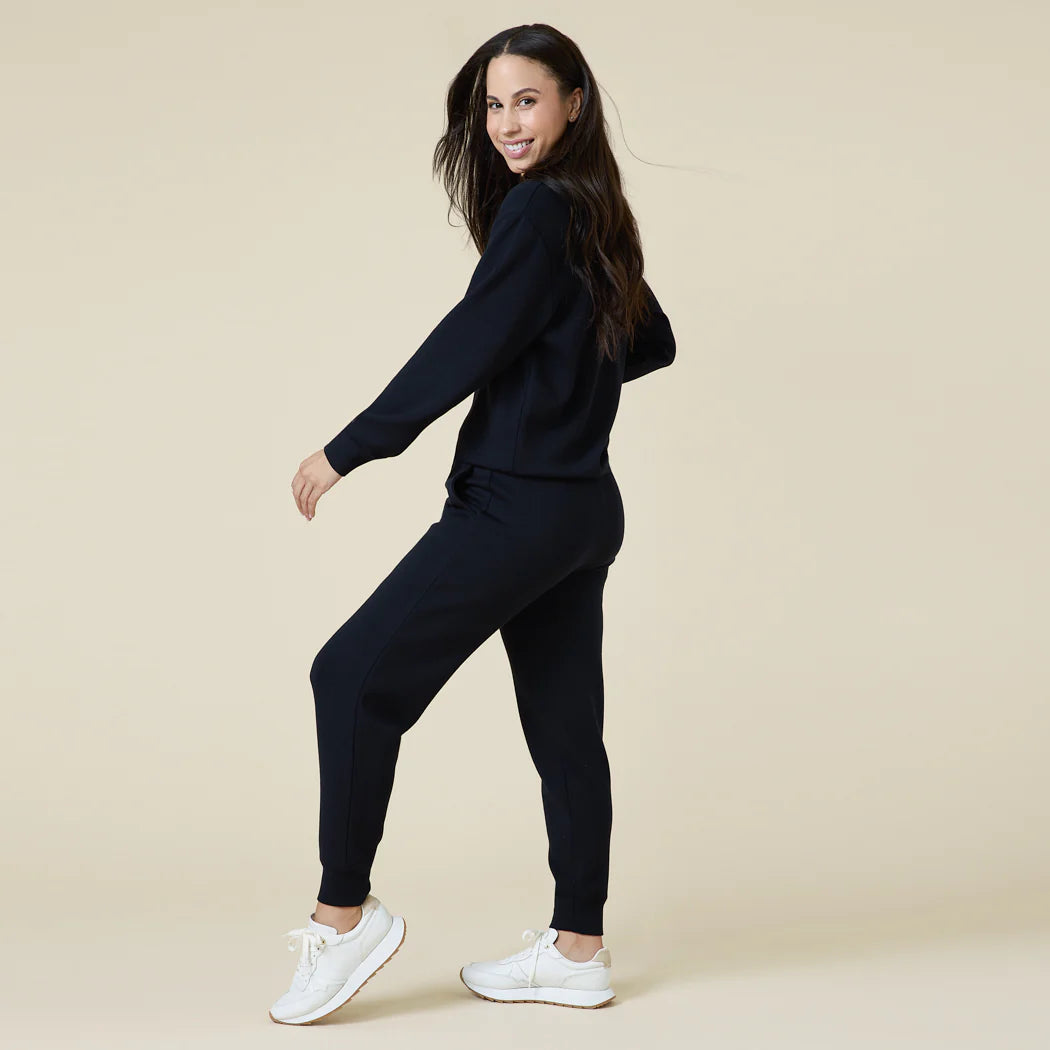 DreamTech 1/4 Zip Jogger Set- Black