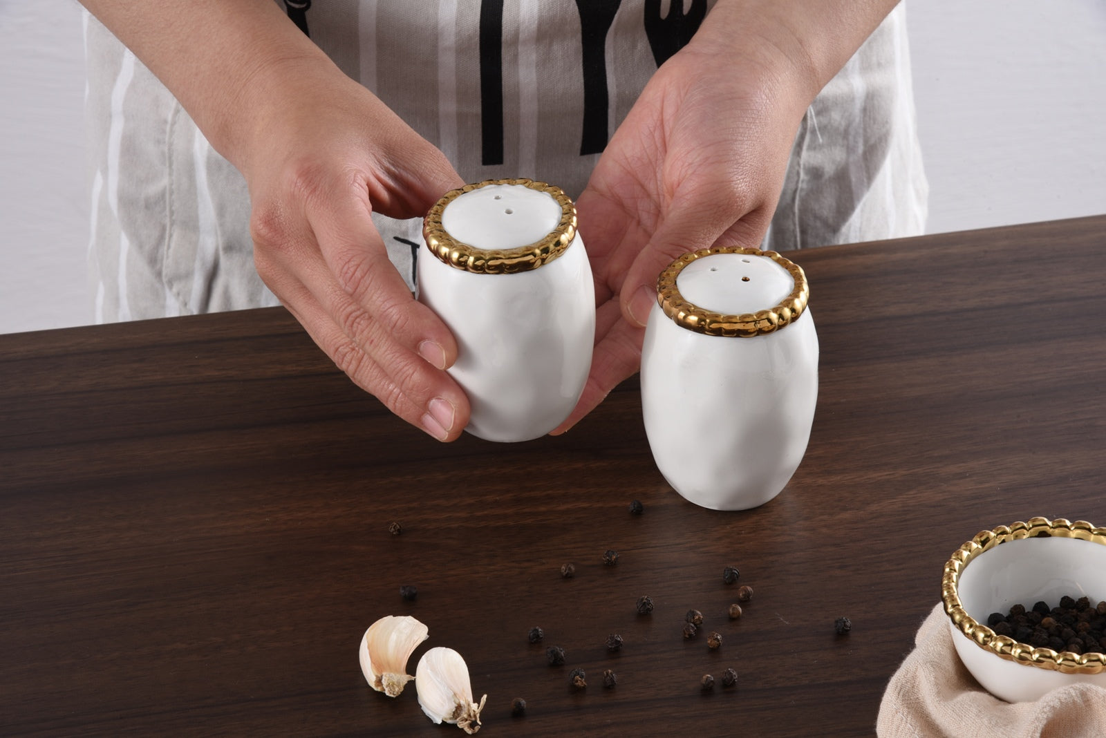 Pampa Bay Salt & Pepper Shakers - White/Gold