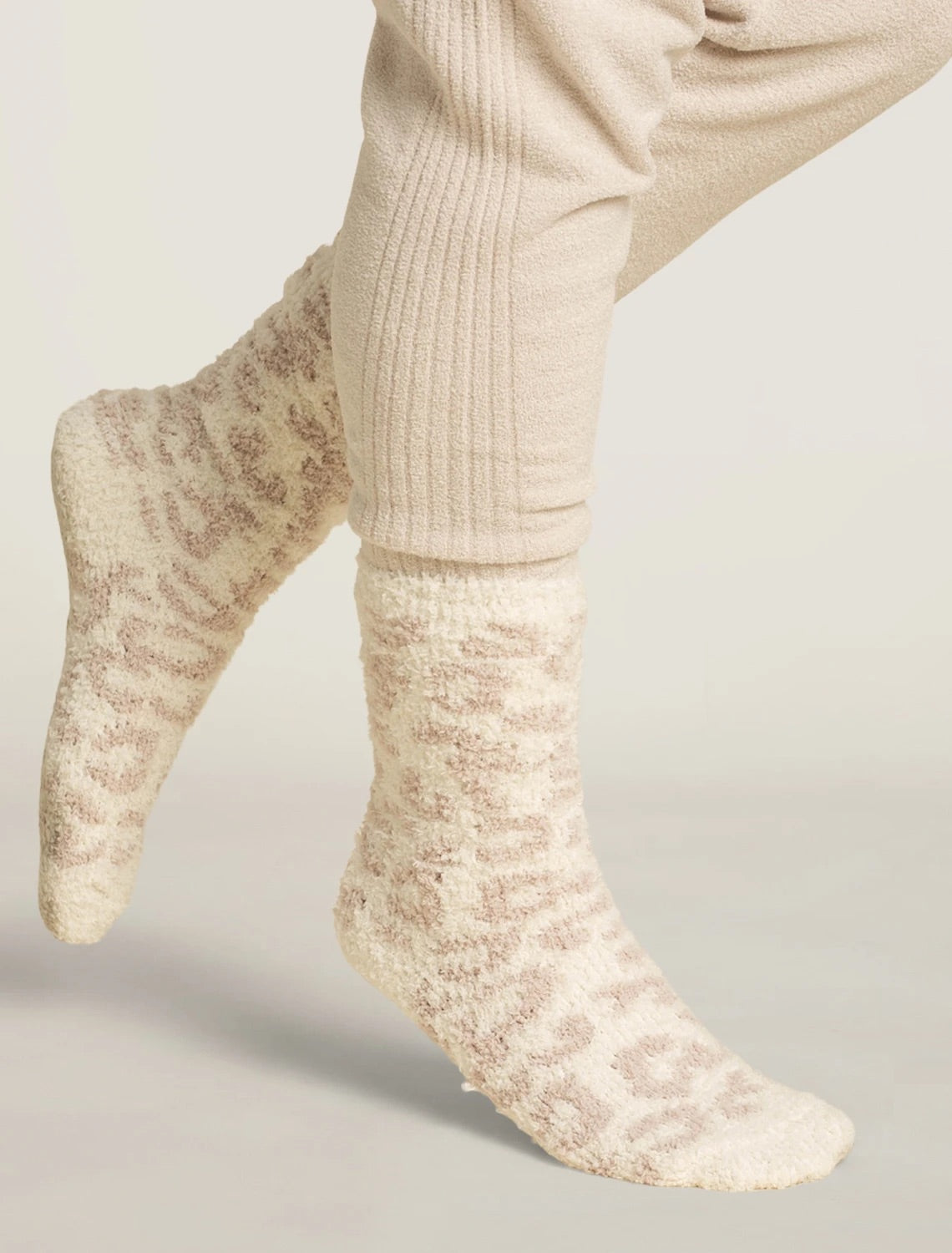 Cozy Chic Barefoot In The Wild Socks- Stone/Cream