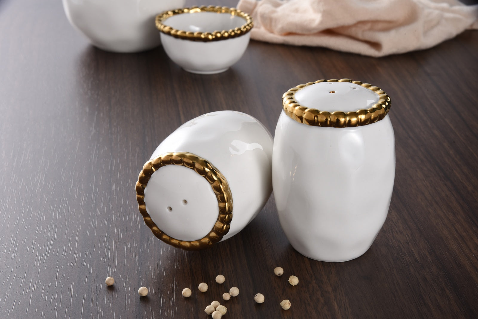 Pampa Bay Salt & Pepper Shakers - White/Gold